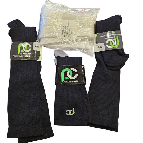 NWT Pro compression socks lot of 4 S / M diabetic recovery basic color made USA - Picture 2 of 3